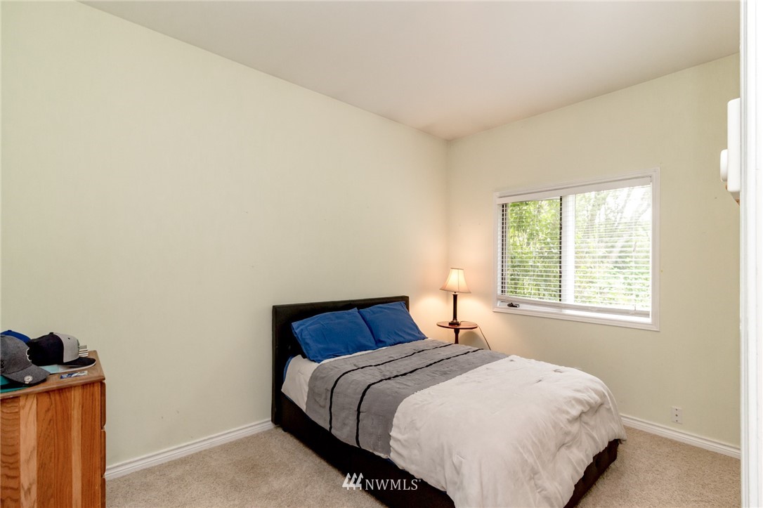 19219 51st Avenue Southeast Bothell, WA 98012 - Photo 15 of 21 Gallery Image 15