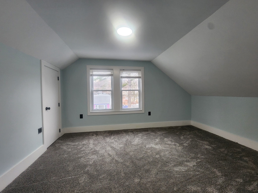 52 Glenwood Road Lynn, MA 01904 - Photo 29 of 42