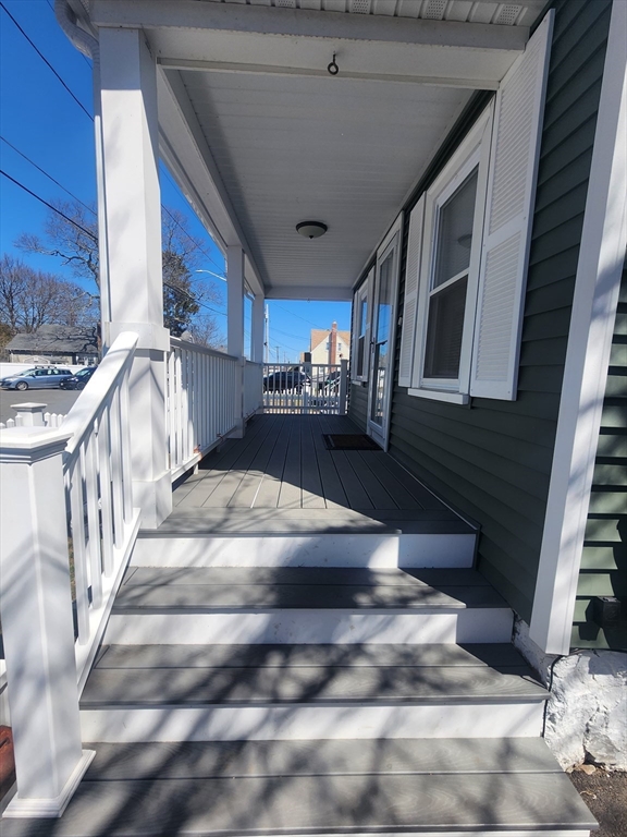 52 Glenwood Road Lynn, MA 01904 - Photo 3 of 42