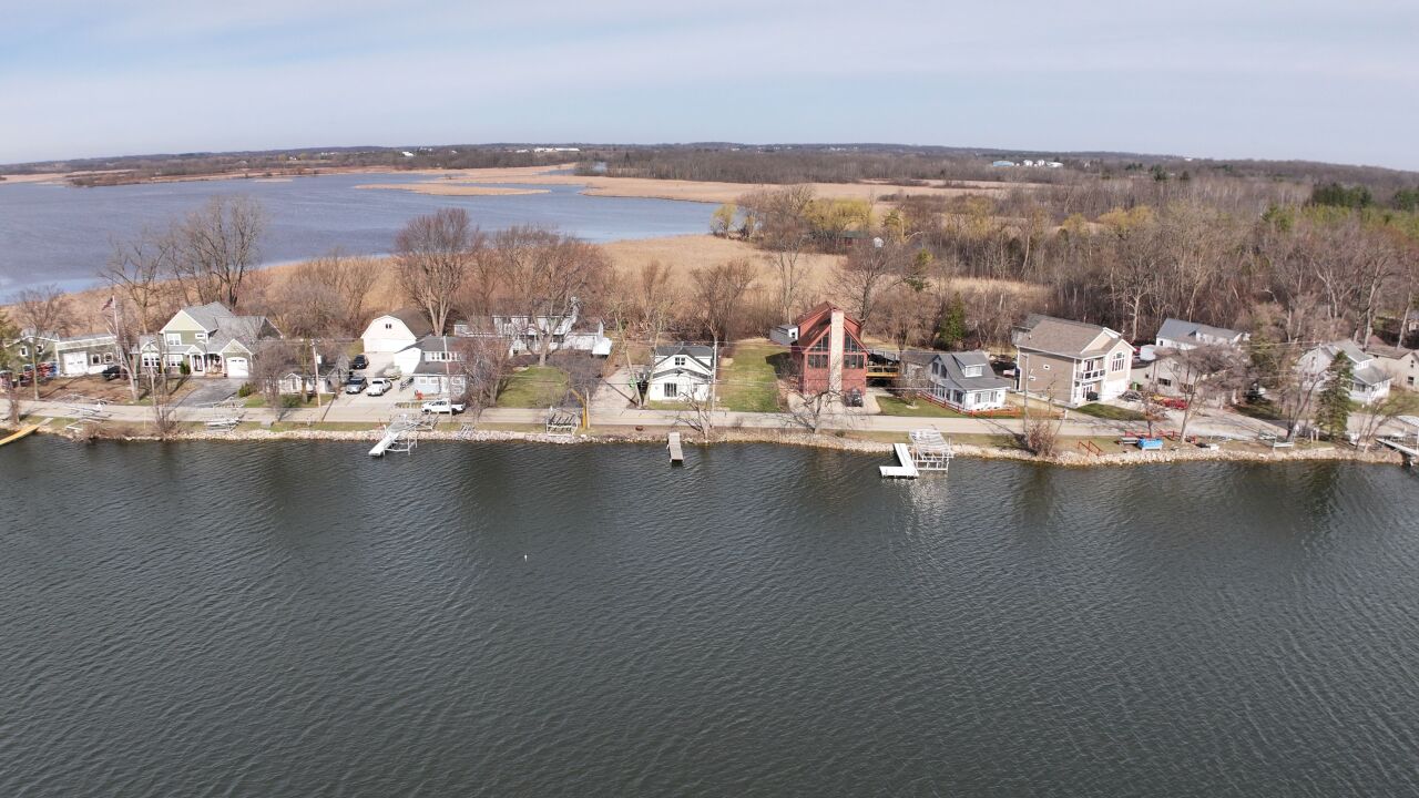 7110 North Tichigan Road Waterford, WI 53185 - Photo 3 of 8 Photo 6