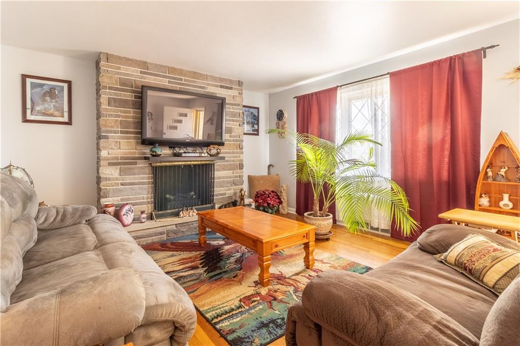 434 McGovern Road Houston, PA 15342 - Photo 2 of 25 Gallery Image 2