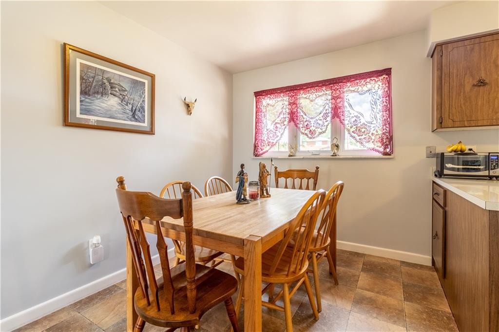 434 McGovern Road Houston, PA 15342 - Photo 7 of 25 Gallery Image 7