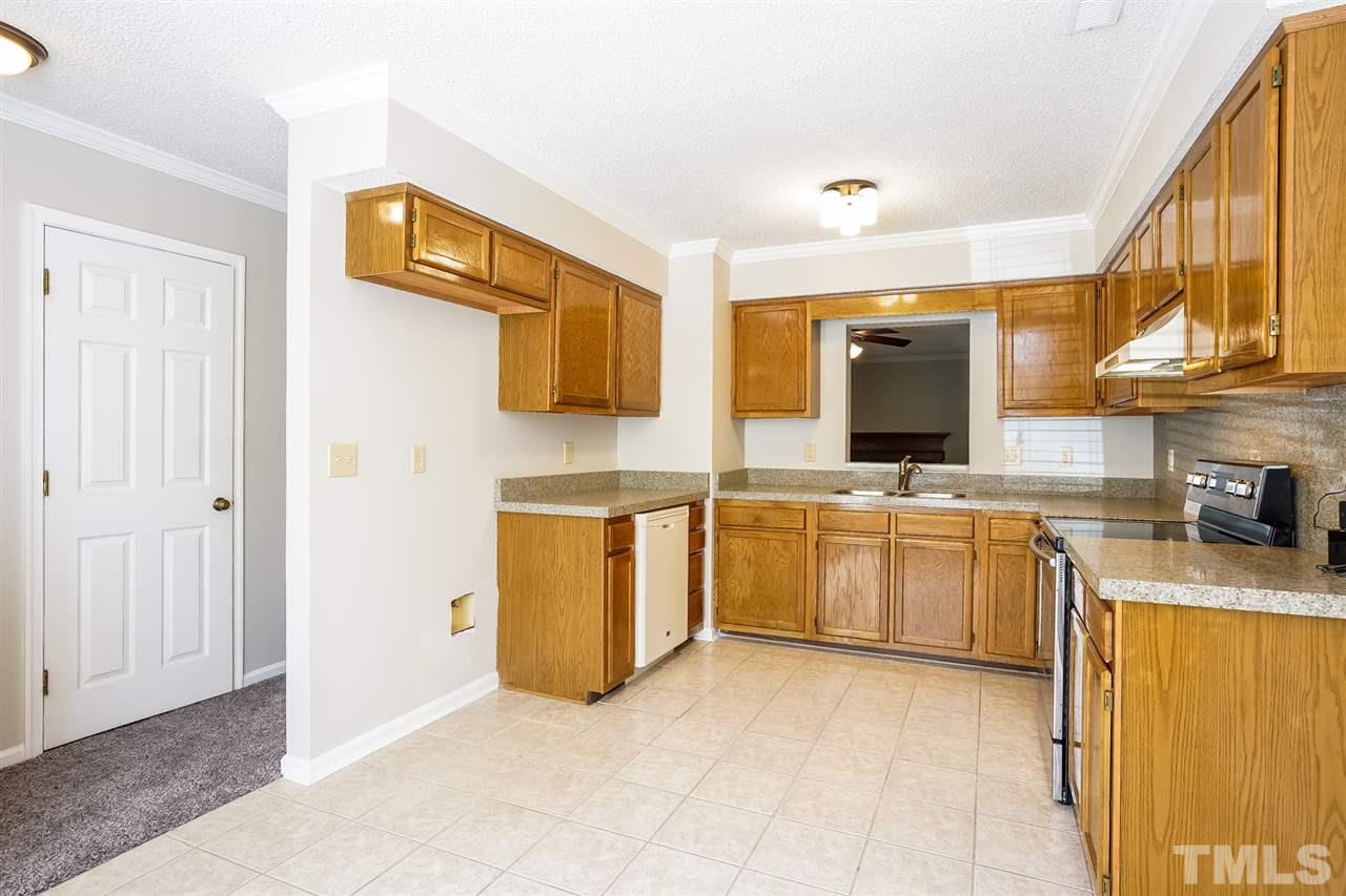 292 Beechtree Drive Cary, NC 27513 - Photo 11 of 24