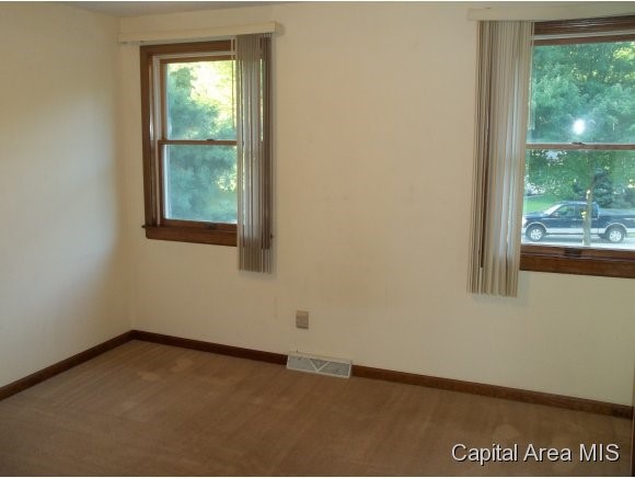 8000 Hunt Road Springfield, IL 62712 - Photo 13 of 24