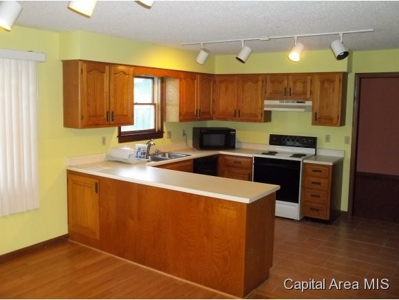 8000 Hunt Road Springfield, IL 62712 - Photo 2 of 24