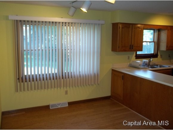 8000 Hunt Road Springfield, IL 62712 - Photo 3 of 24