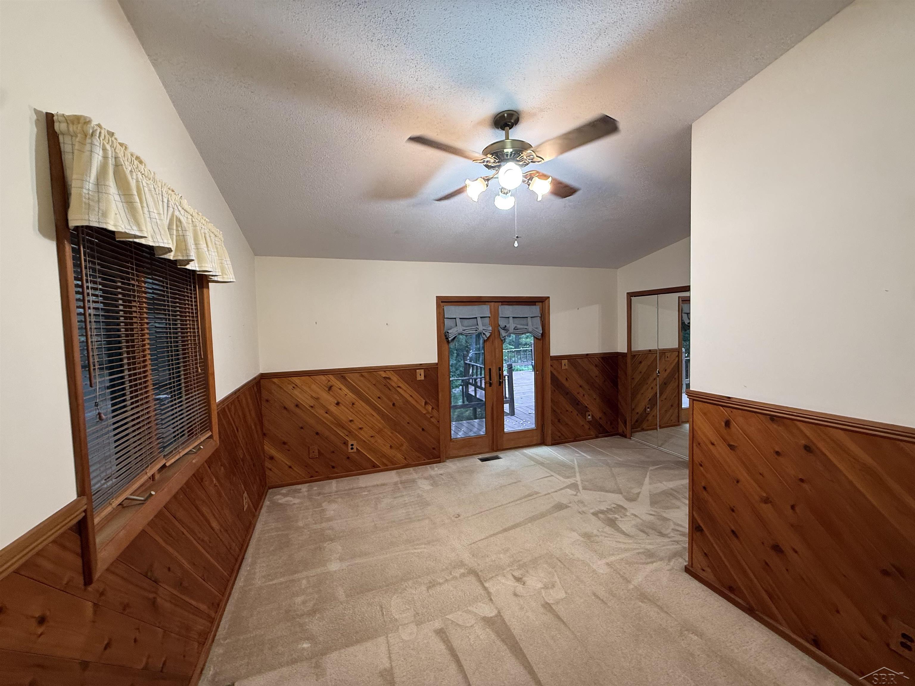 1825 North Miller Road Saginaw, MI 48609 - Photo 31 of 57 50220238-014b5e61-fdce-48da-8ee2-8b488ee9bd19.JPG