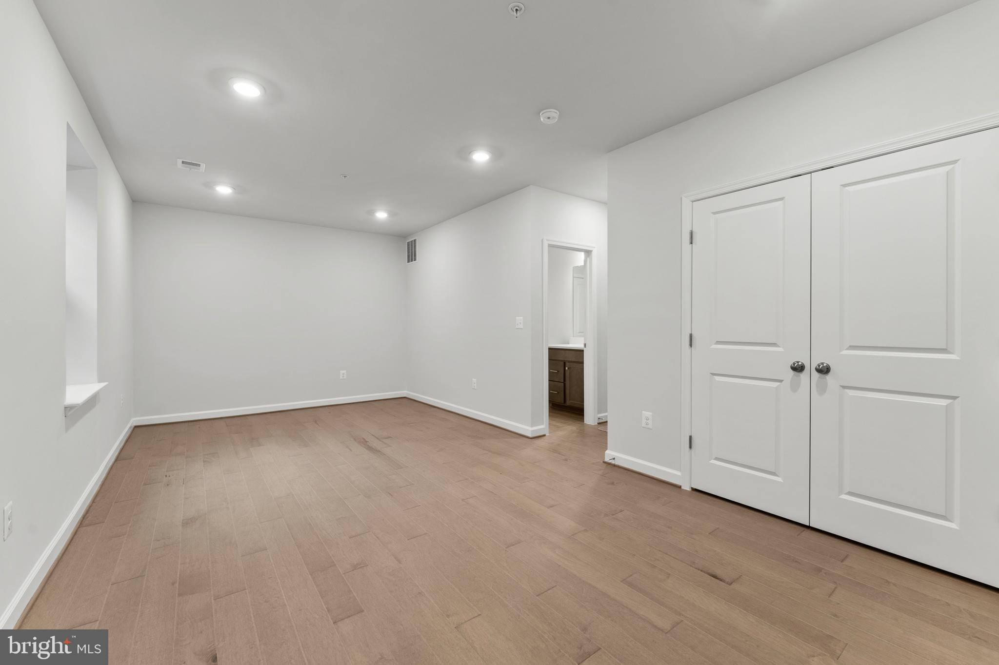 608 Catamaran Way National Harbor, MD 20745 - Photo 27 of 30 a view of an empty room