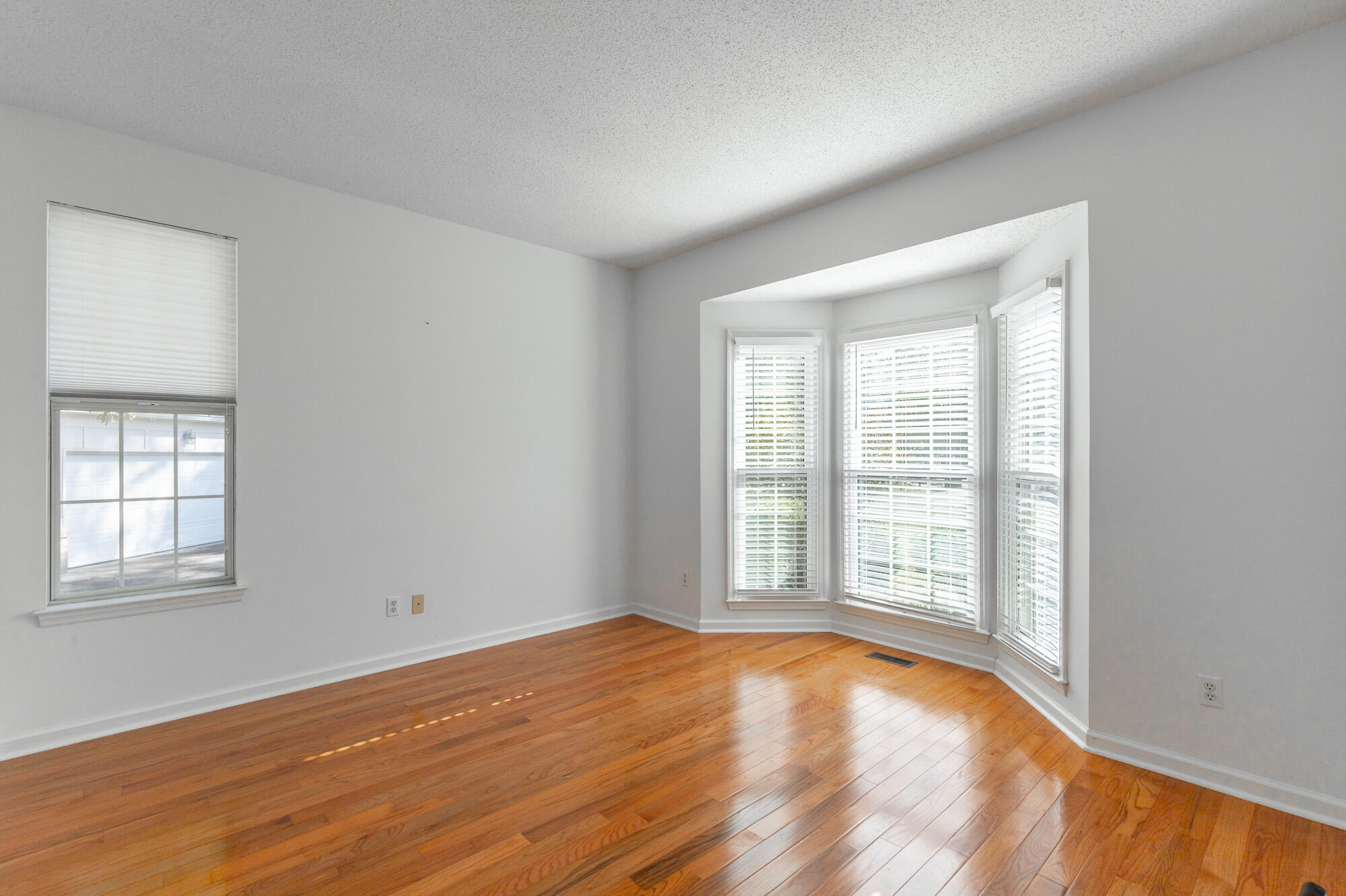 1615 Gunston Hall Road Hixson, TN 37343 - Photo 6 of 37 1615 Gunston Hall Road HD-30