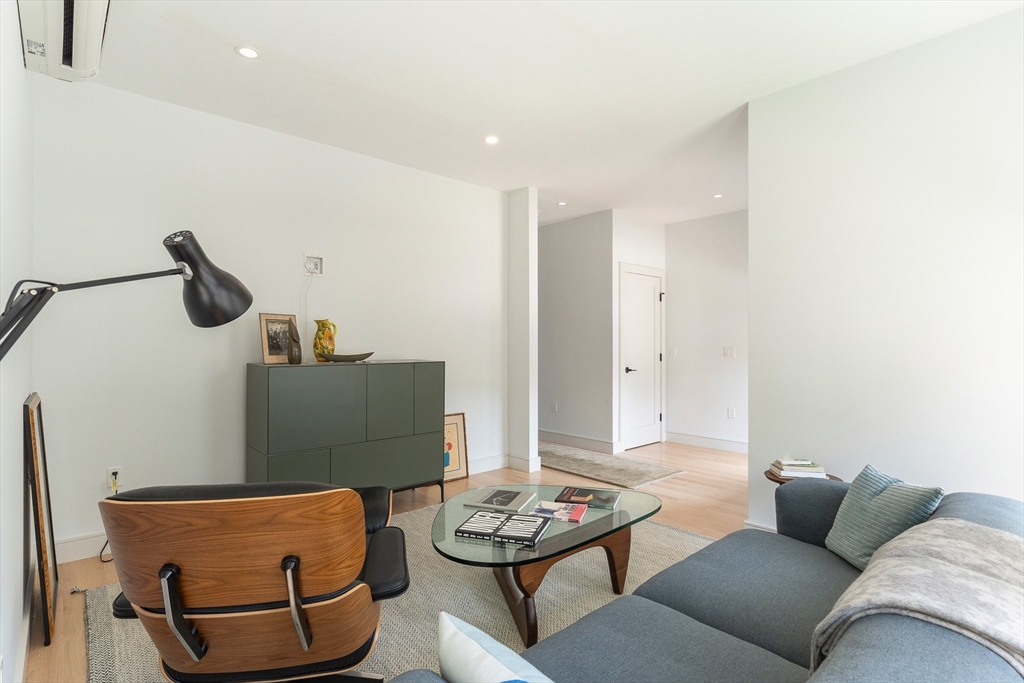 9 Jackson Street, Unit 9 Cambridge, MA 02140 - Photo 5 of 33