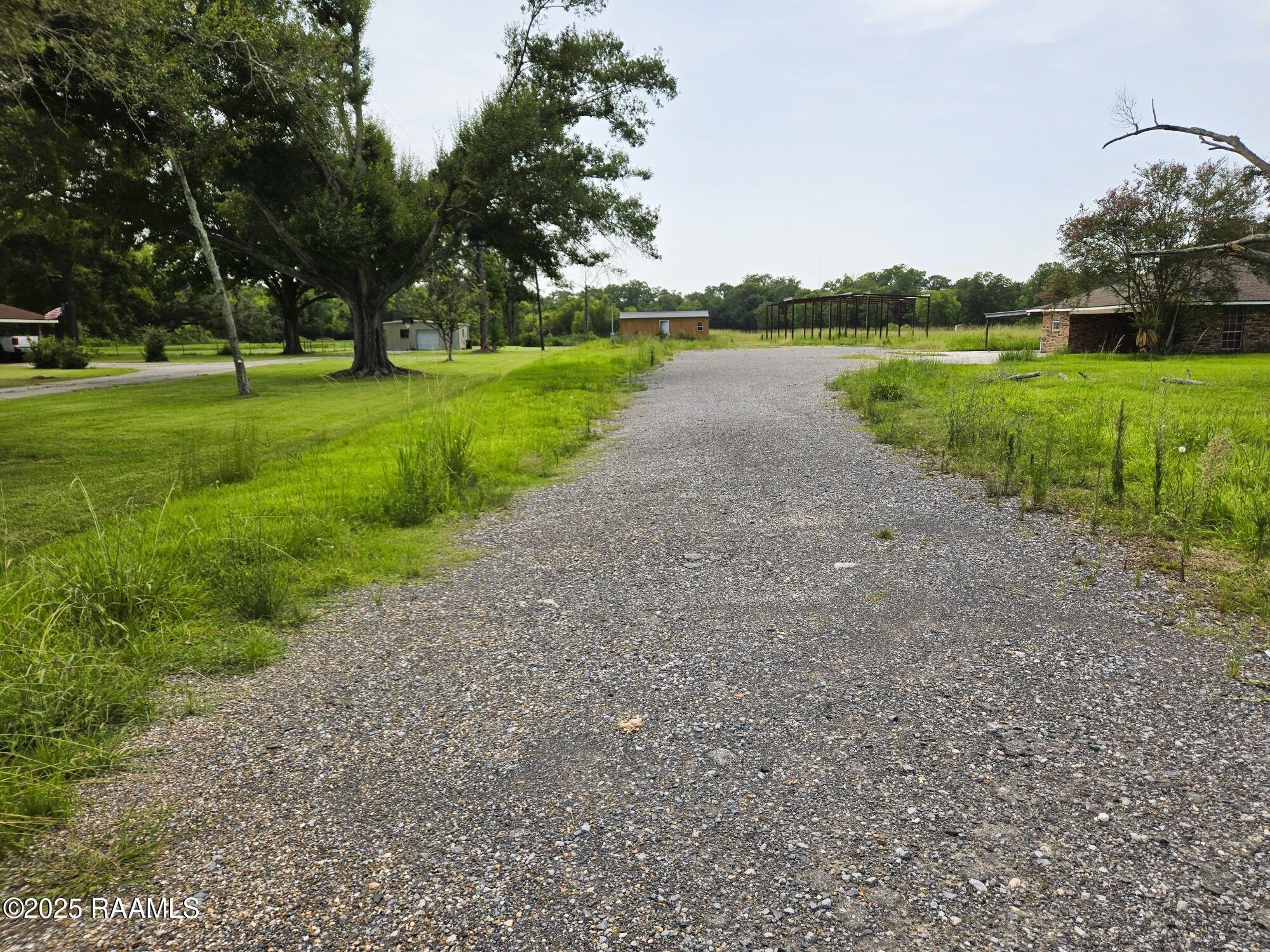 311 North Fieldspan Road Scott, LA 70583 - Photo 19 of 28 19 DRIVEWAY