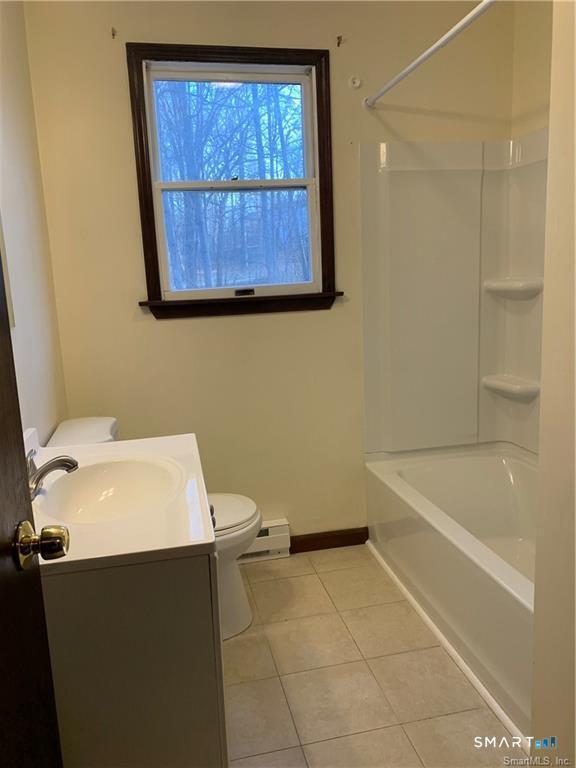 454 Cow Hill Road, Unit 2 Groton, CT 06355 - Photo 9 of 11