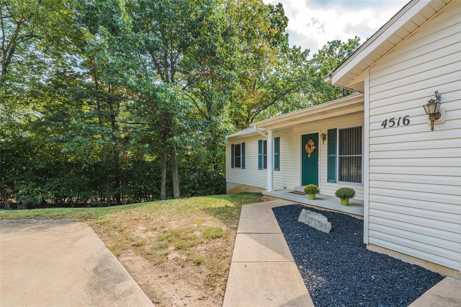 4516 Old Baumgartner Road St. Louis, MO 63129 - Photo 18 of 50 Gallery Image 18