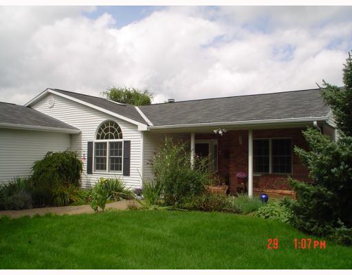 3643 Sandy Hill Road Gibsonia, PA 15044 - Photo 1 of 18 Exterior Front.