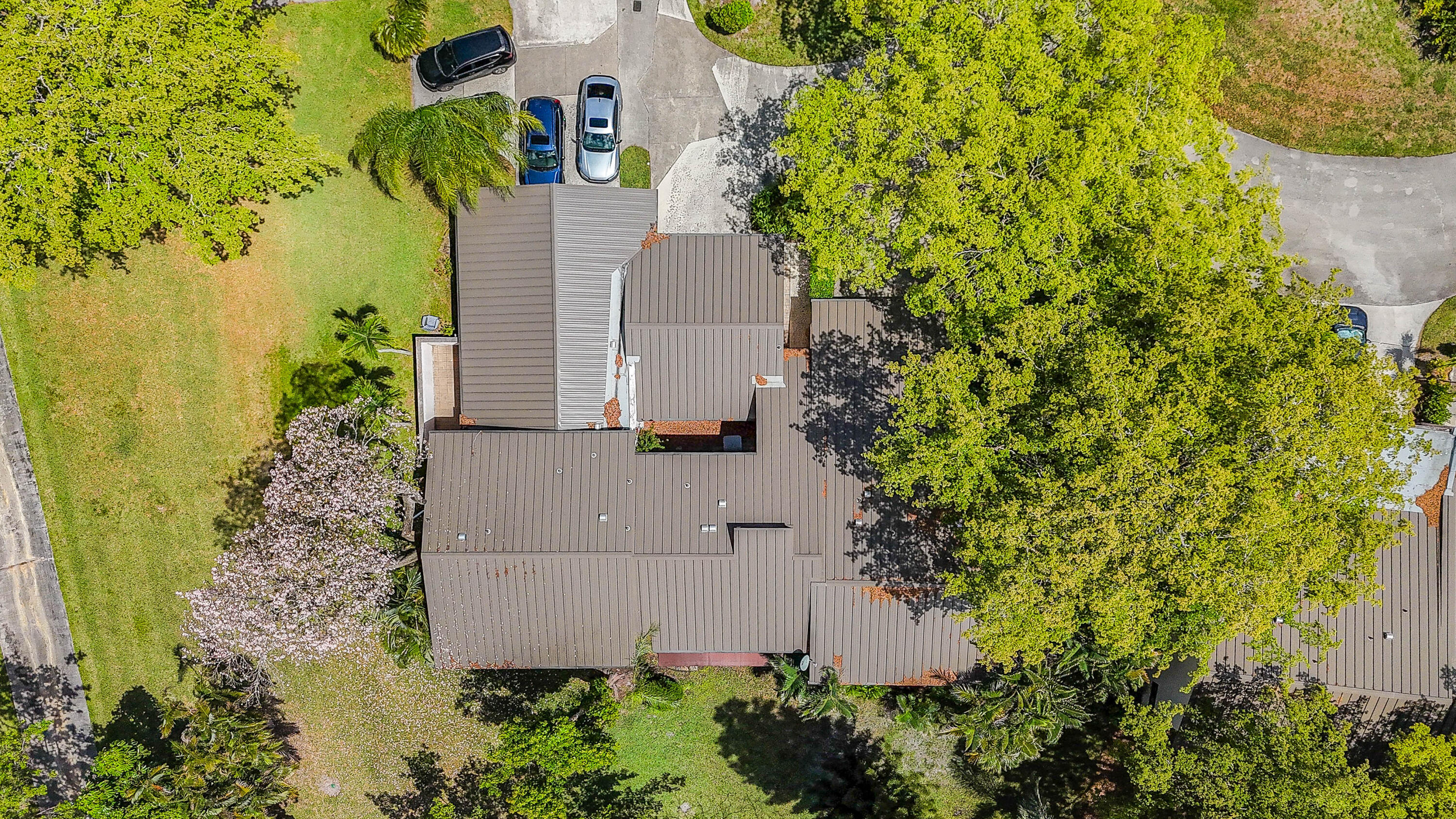 3425 Lime Hill Road, Unit 169 Lauderhill, FL 33319 - Photo 48 of 51 an aerial view of a house with a yard