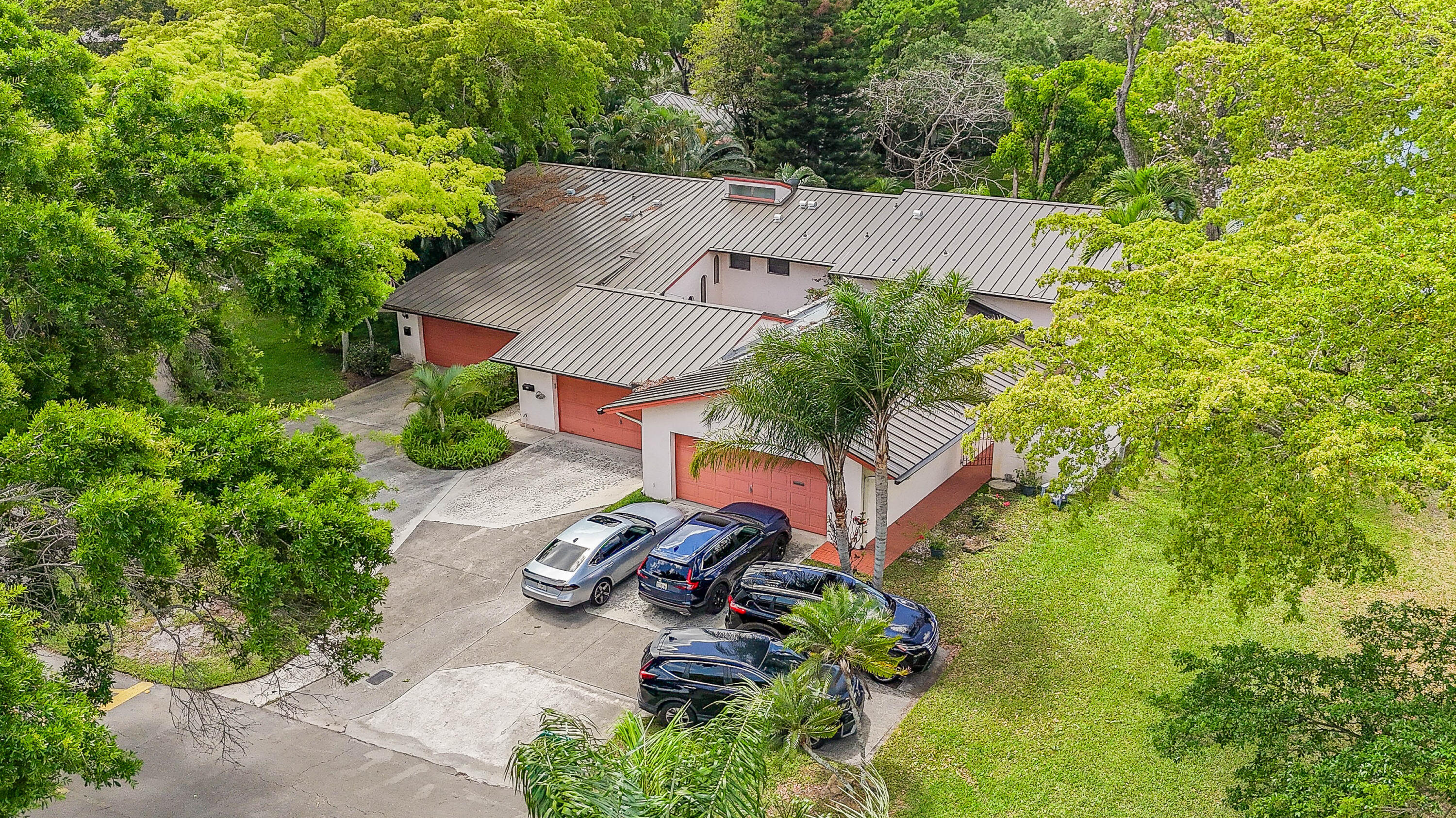 3425 Lime Hill Road, Unit 169 Lauderhill, FL 33319 - Photo 50 of 51 an aerial view of a house with a yard