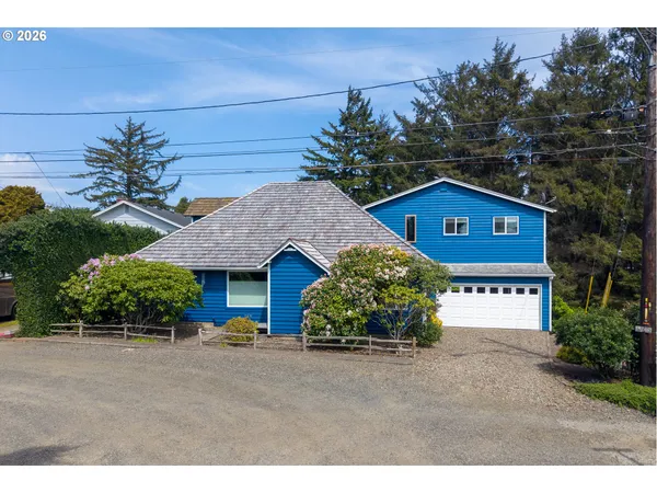 $699,000 | 1127 South Pine Street, Newport, OR 97365