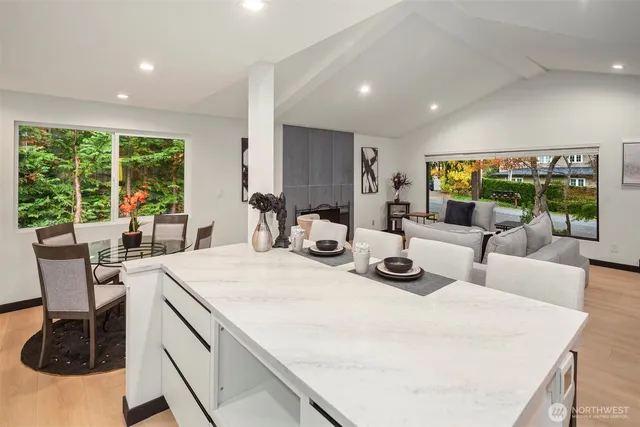 $2,050,000 | 10045 Northeast 15th Street, Bellevue, WA 98004