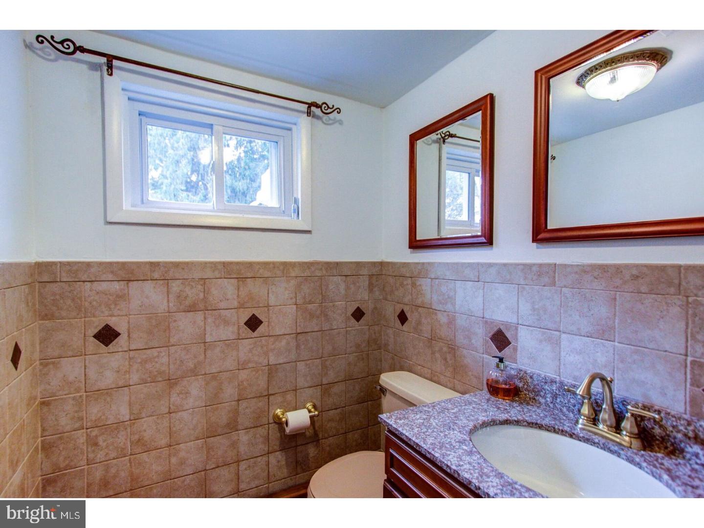 350 Keats Road Huntingdon Valley, PA 19006 - Photo 16 of 23 Bathroom