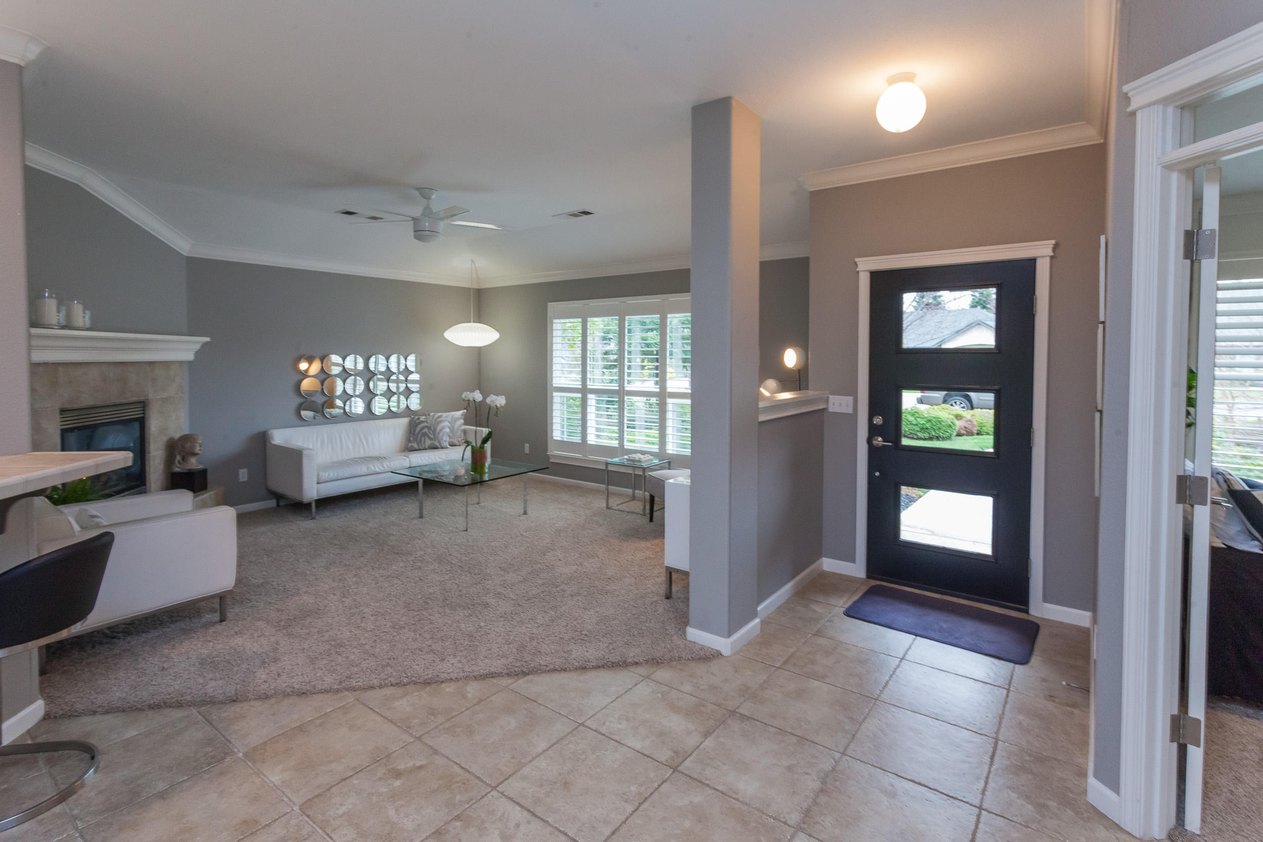2638 Rhinestone Way Redding, CA 96001 - Photo 3 of 30 a view of an entryway with a livingroom