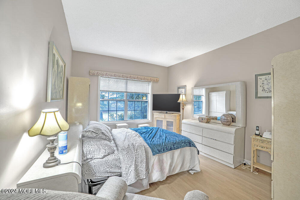 43 Riva Boulevard, Unit 822 Brick, NJ 08723 - Photo 13 of 25 014_43_riva_boulevard_13_of_28