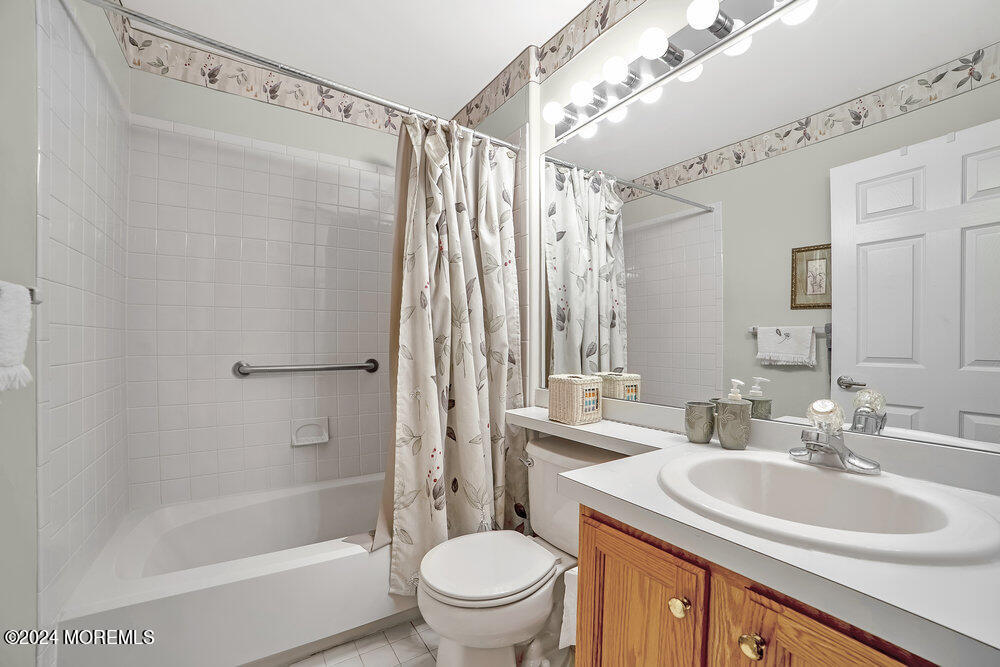 43 Riva Boulevard, Unit 822 Brick, NJ 08723 - Photo 20 of 25 021_43_riva_boulevard_20_of_28