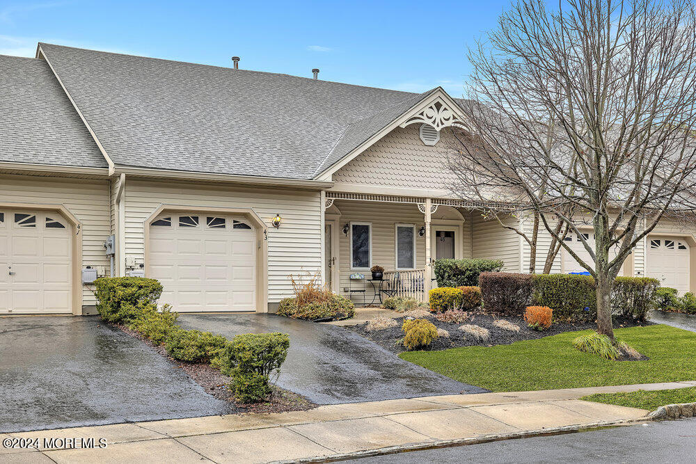 43 Riva Boulevard, Unit 822 Brick, NJ 08723 - Photo 2 of 25 002_43_riva_boulevard_27_of_28_0