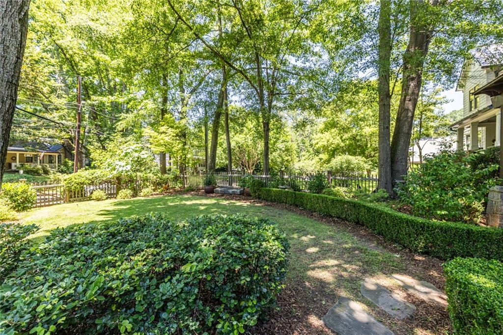 538 Ansley Street Decatur, GA 30030 - Photo 61 of 73 a view of backyard with green space