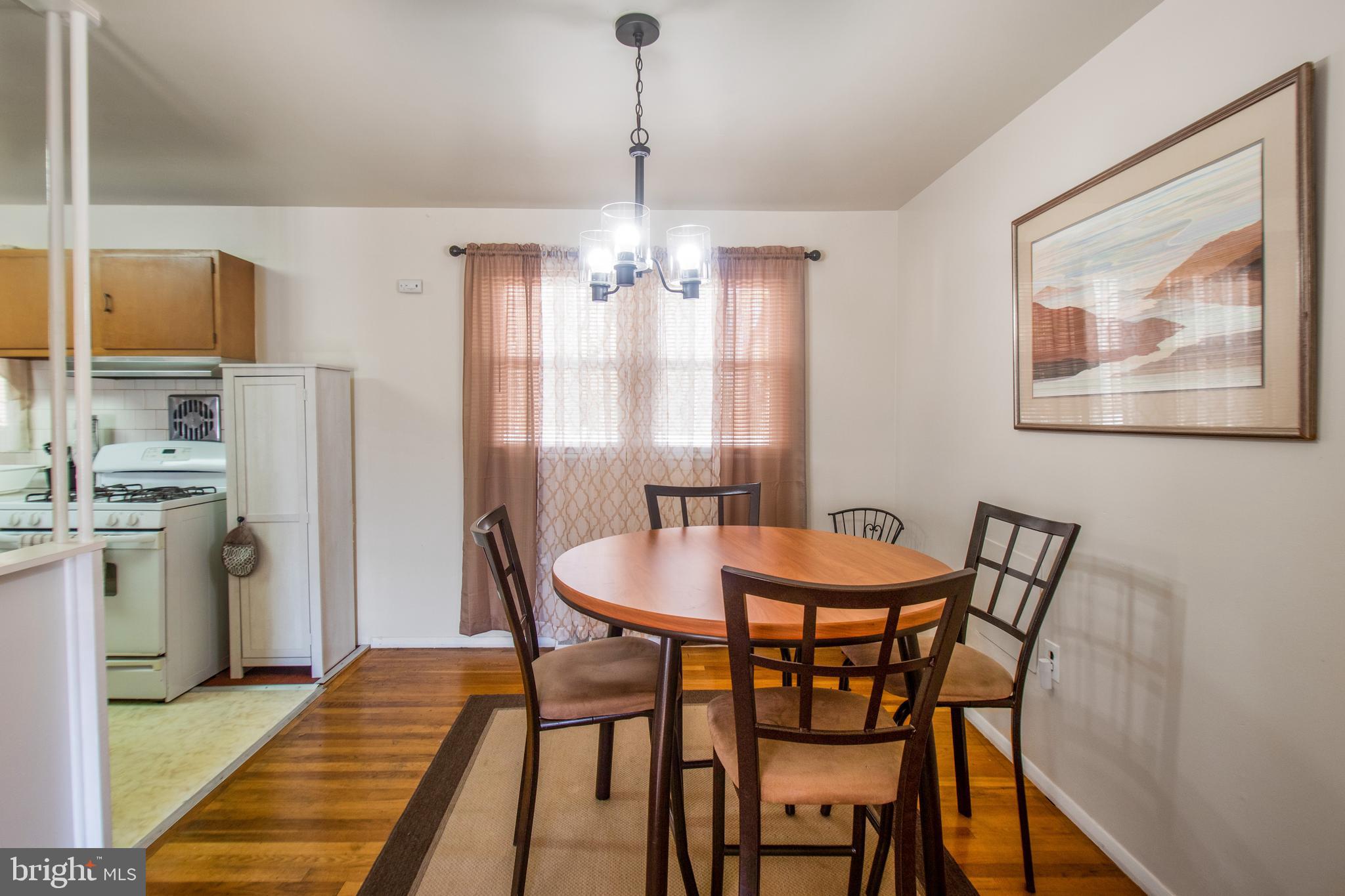 3733 Trent Road Randallstown, MD 21133 - Photo 8 of 44 Dining room