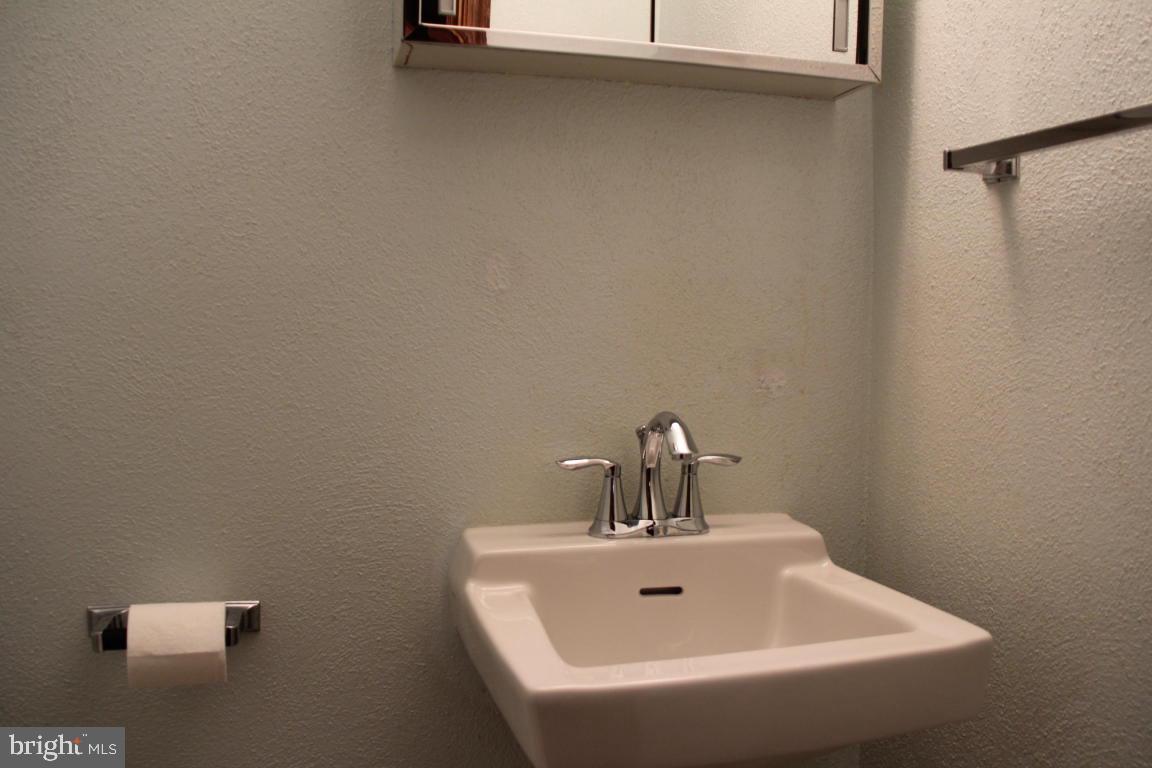 2601 Beechwood Road Lancaster, PA 17601 - Photo 15 of 23 Gallery Image 15