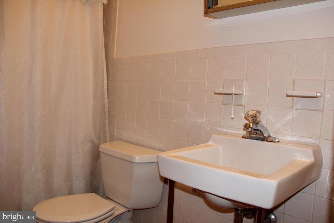 2601 Beechwood Road Lancaster, PA 17601 - Photo 16 of 23 Gallery Image 16