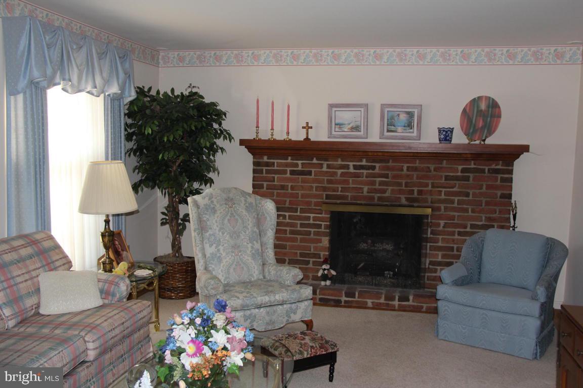 2601 Beechwood Road Lancaster, PA 17601 - Photo 5 of 23 Gallery Image 5