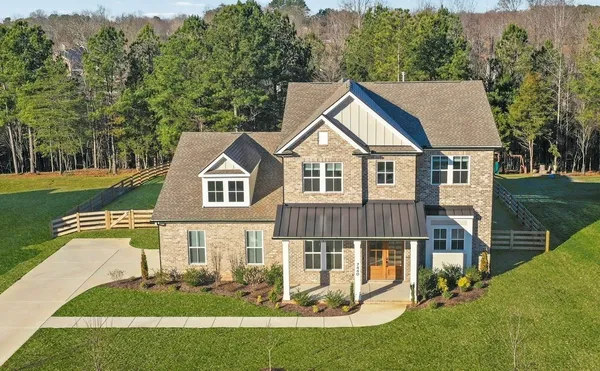 $889,900 | 7440 Atwater Circle, Fairview, TN 37062