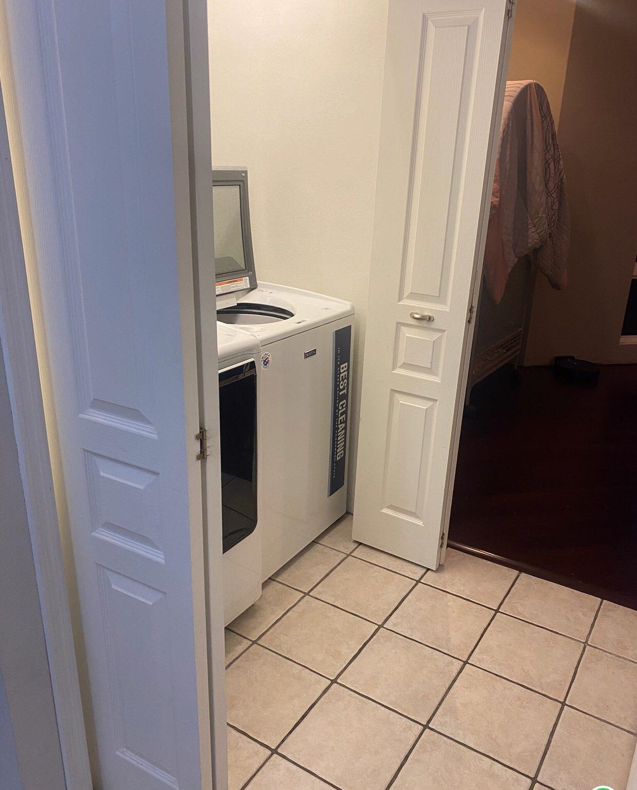 916 Olson Spring Close Belvidere, IL 61008 - Photo 12 of 32 a view of a utility room with washing machine