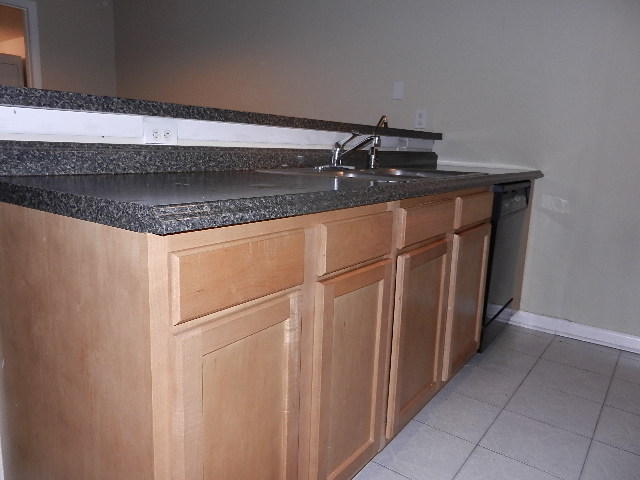 1023 Springdale Court Palm Springs, FL 33461 - Photo 6 of 15 kitchen (3)
