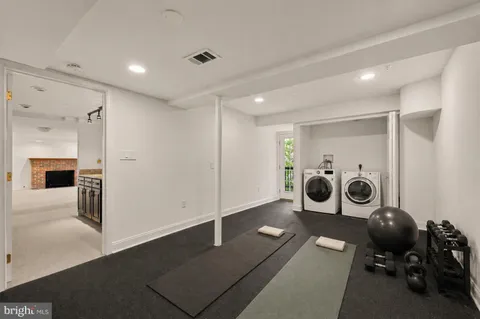 $1,700,000 | 2025 Trumbull Terrace Northwest, Washington, DC 20011