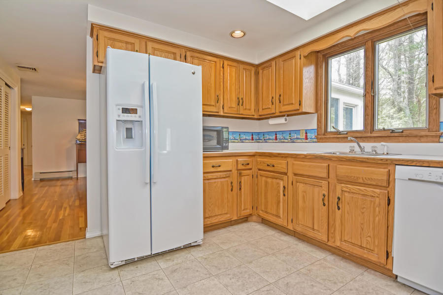 31 Black Valley Road Centerville, MA 02632 - Photo 13 of 40 Kitchen fridge