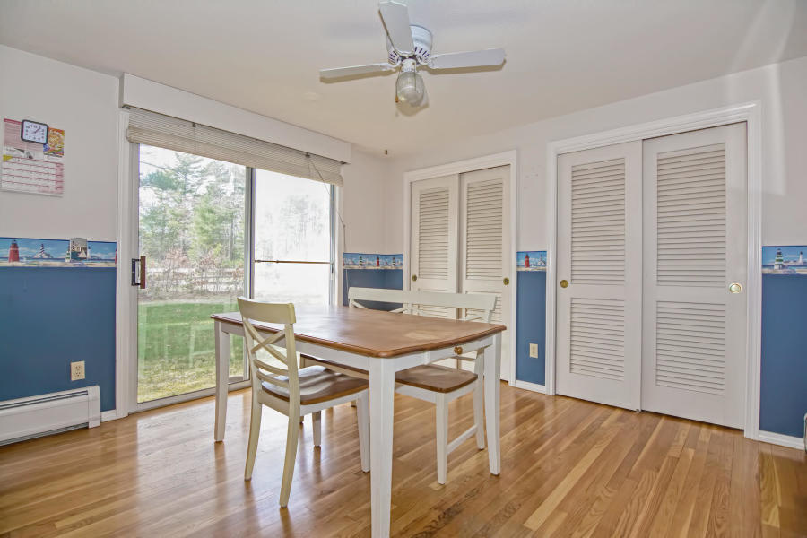 31 Black Valley Road Centerville, MA 02632 - Photo 21 of 40 kitchen eat in