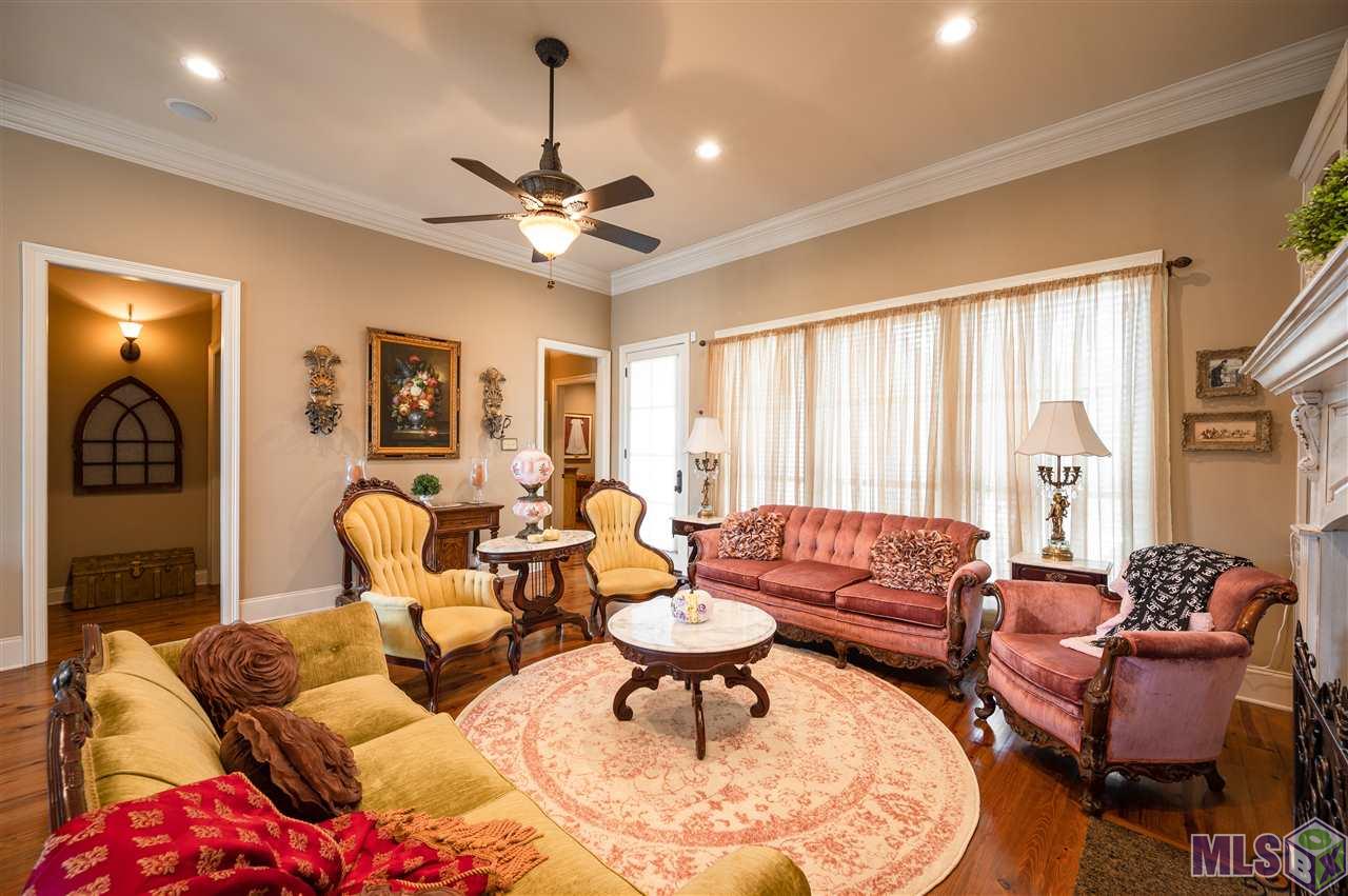 13702 Landmark Drive Baton Rouge, LA 70810 - Photo 11 of 29 Living Area