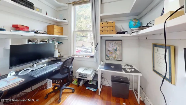 $629,000 | 74 Pleasant Valley Avenue | Grymes Hill