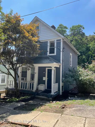 $629,000 | 74 Pleasant Valley Avenue | Grymes Hill