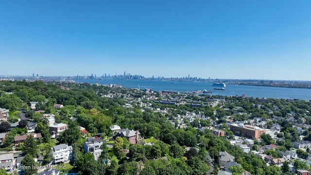 $629,000 | 74 Pleasant Valley Avenue | Grymes Hill