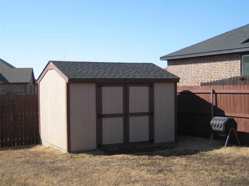 2 Grouse Run Sanger, TX 76266 - Photo 20 of 26 a front view of a house