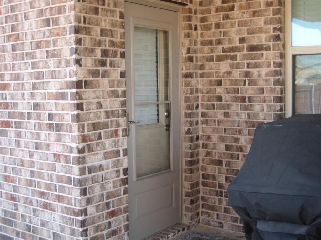 2 Grouse Run Sanger, TX 76266 - Photo 22 of 26 a bathroom with a shower