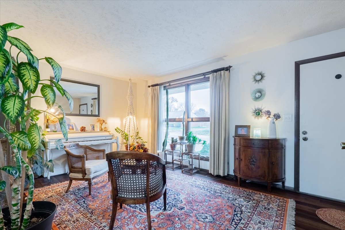 1014 North Fell Avenue Normal, IL 61761 - Photo 6 of 31 a living room with furniture and wooden floor