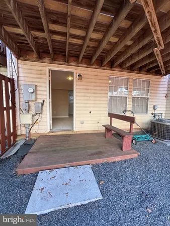$2,850 | 14657 Winterfield Drive, Centreville, VA 20120