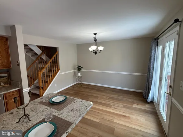 $2,850 | 14657 Winterfield Drive, Centreville, VA 20120