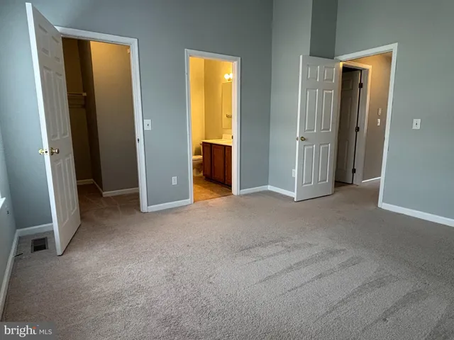 $2,950 | 14657 Winterfield Drive, Centreville, VA 20120