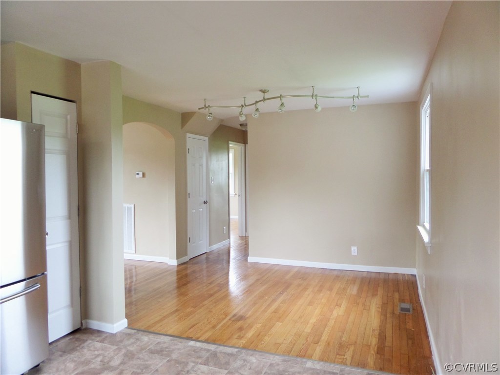 4204 Hickory Road Petersburg, VA 23803 - Photo 4 of 19 Gallery Image 4