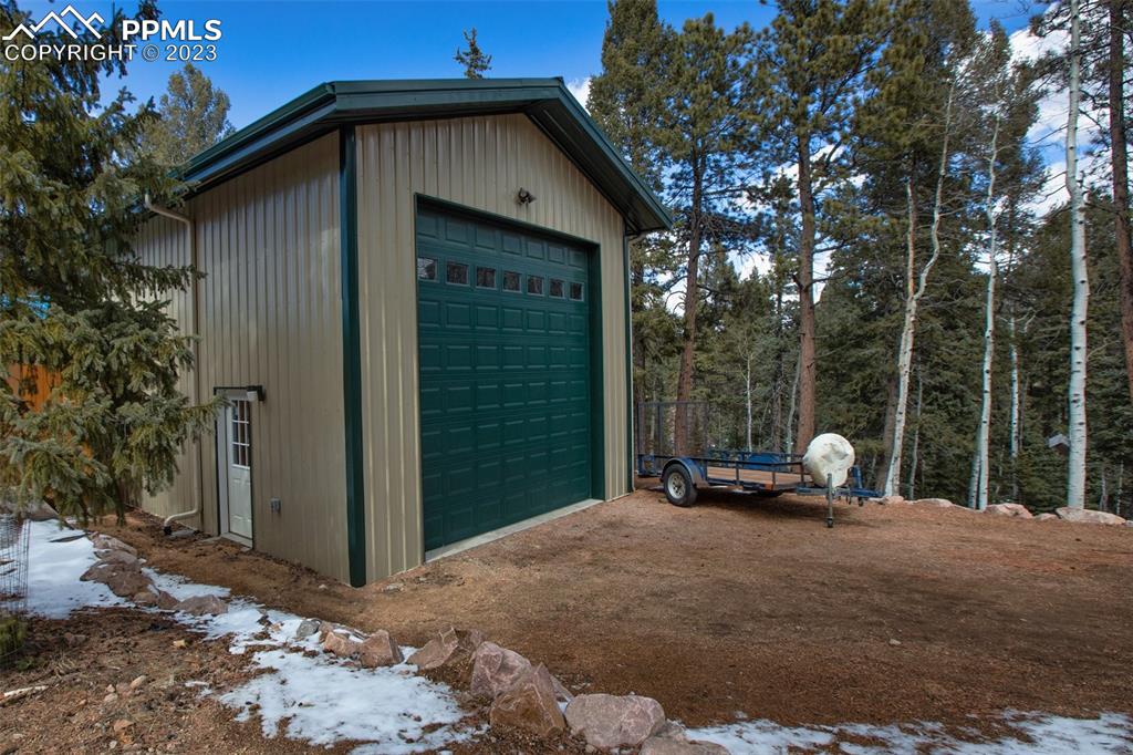 265 Broken Wheel Drive Divide, CO 80814 - Photo 40 of 50